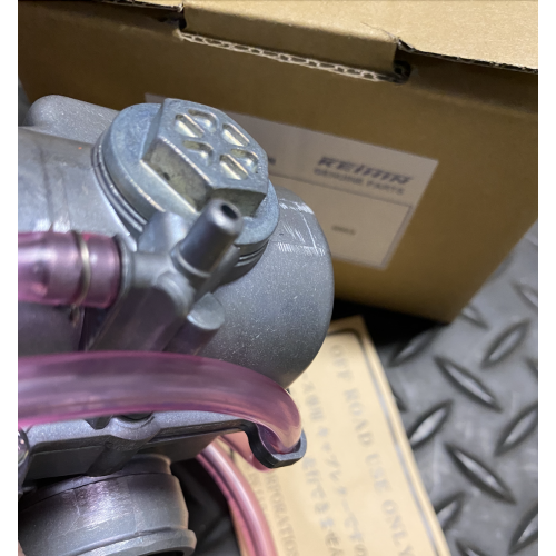 NEW GENUINE KEIHIN PWK 28 CARBURETOR (LEFT IDLE ADJUSTMENT)